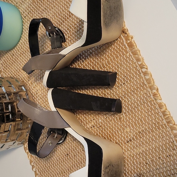 Shoes - Picture 9 of 16